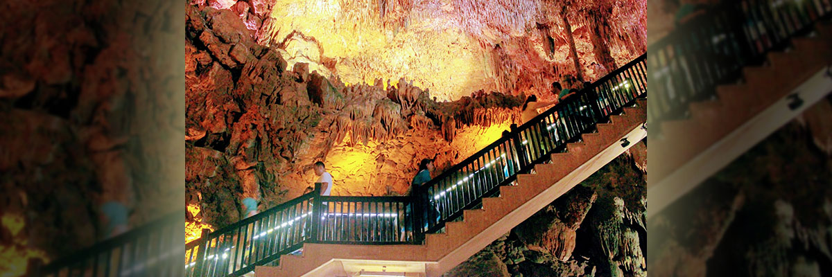 Rediscover the beauty of the caves with LED lighting